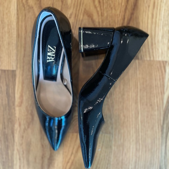 ZARA block heel in patent black (EU size 36, US size 6) - Picture 1 of 6